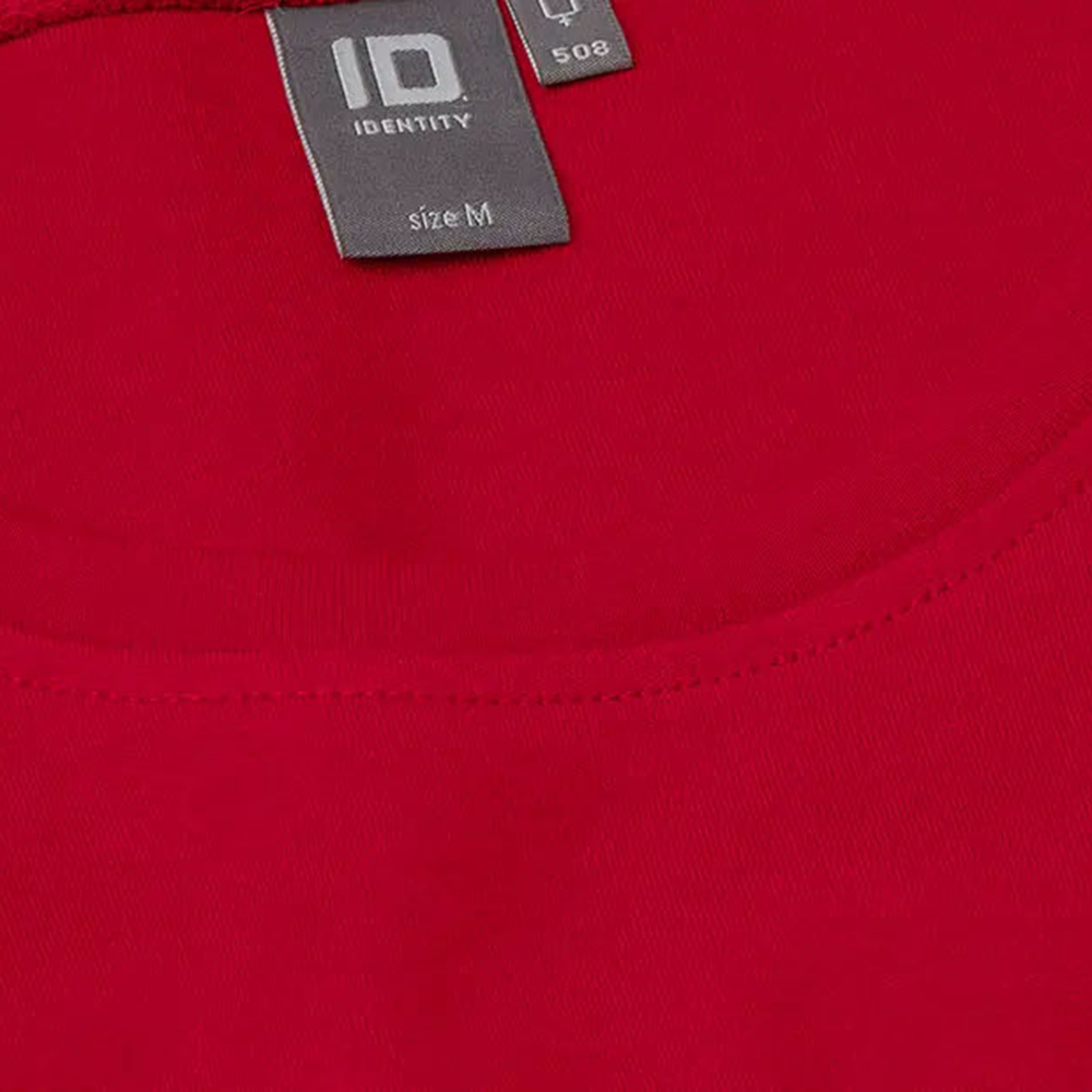 Interlock T-Shirt Women - neck label macro