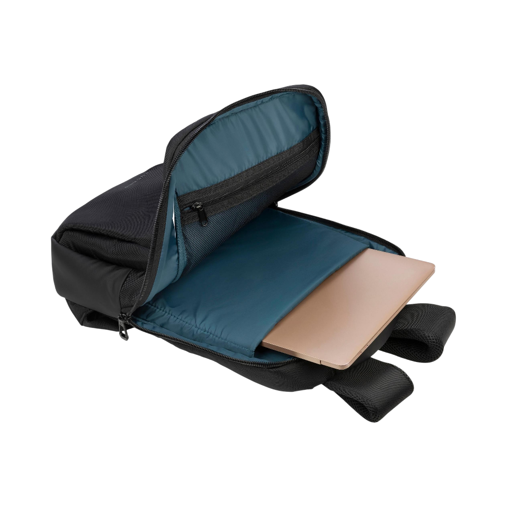 PDP - tucanolunarbusinessbackpack156inch square #00000000 background