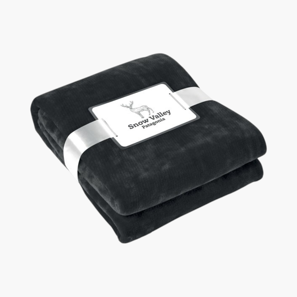PDP - davosblanketflannel square #F8F8F8 background