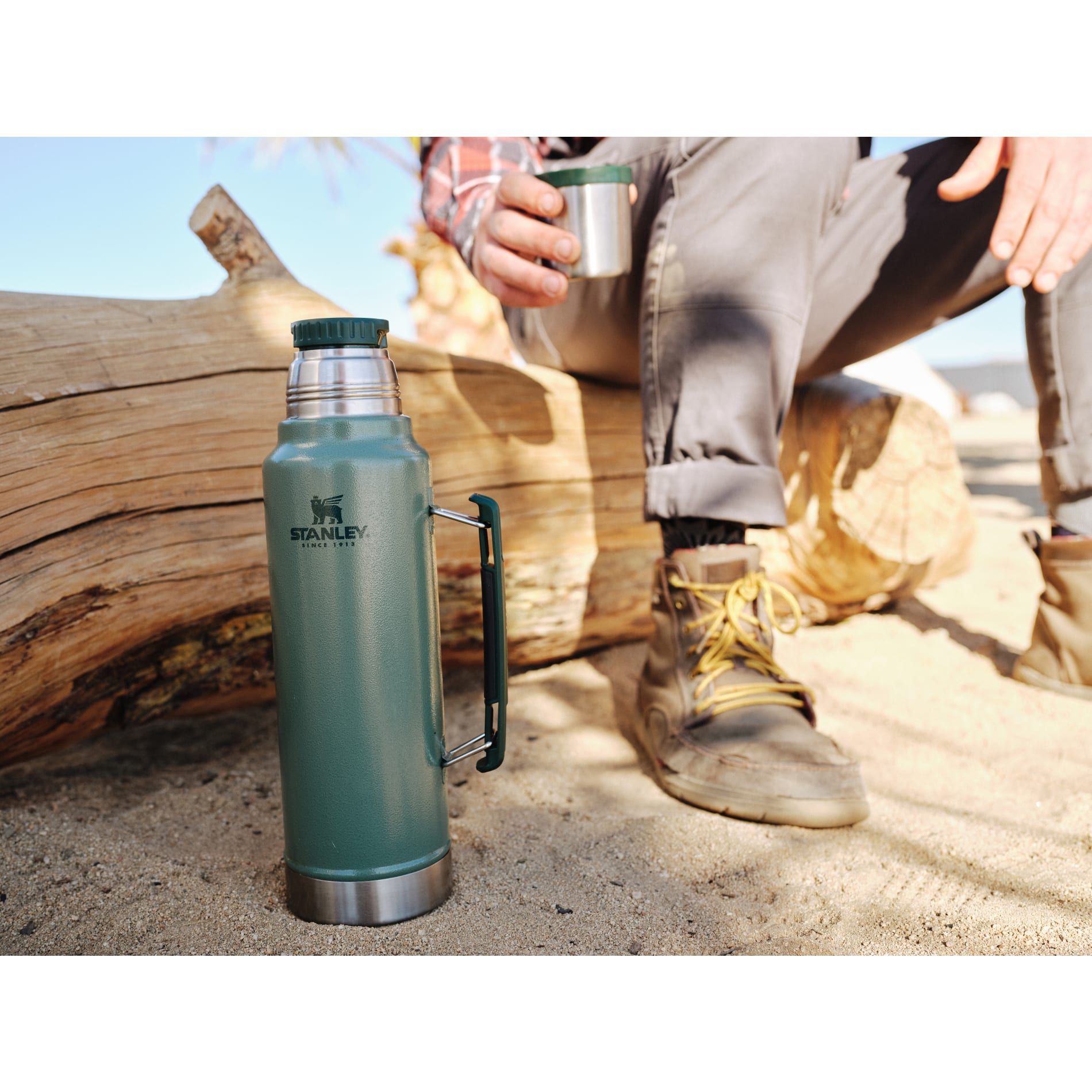 Stanley Legendary Classic Bottle 48 oz-2