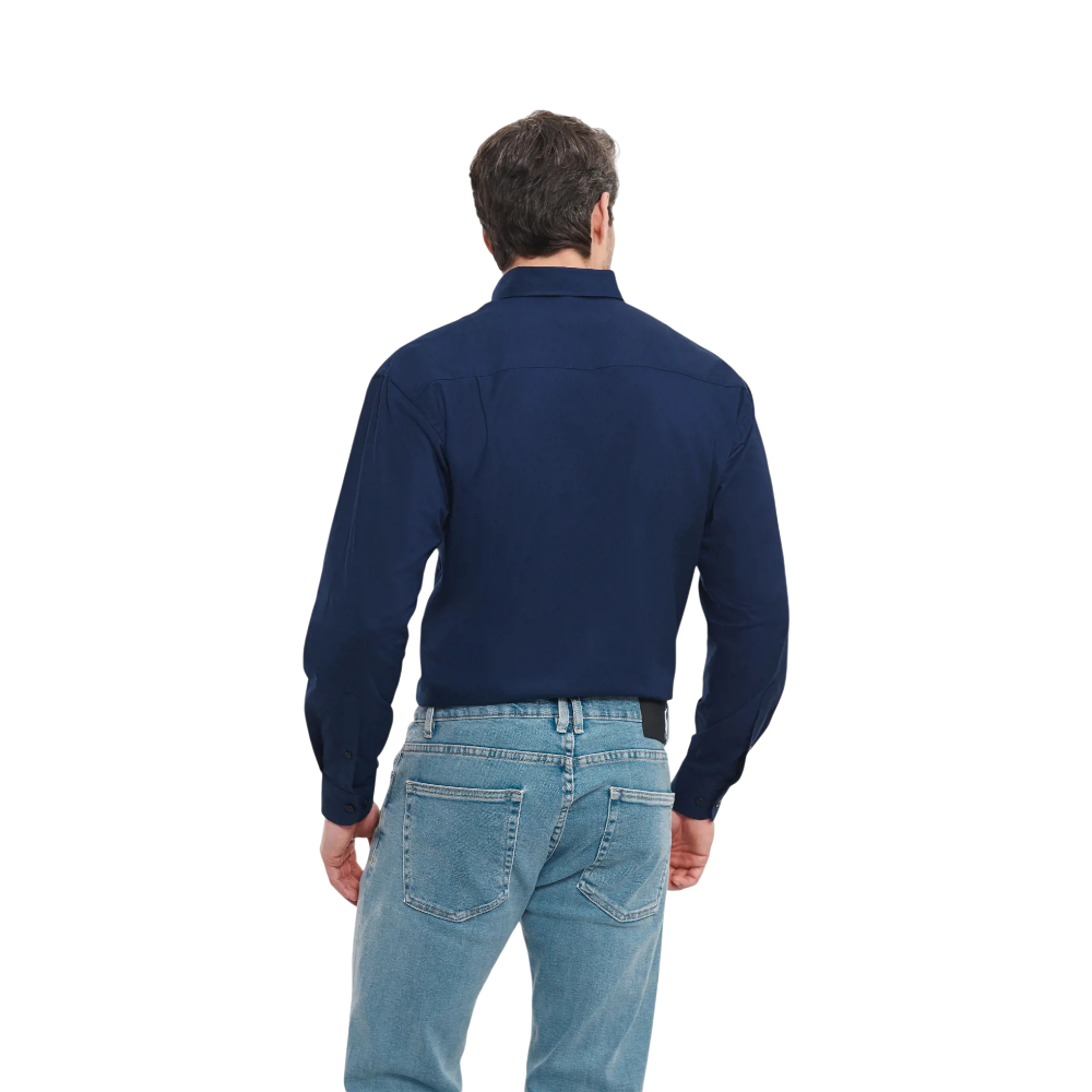 PDP - russellmenlslclasoxfordshirt square #00000000 background