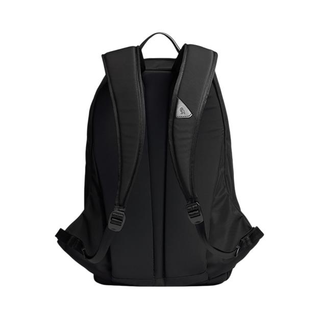 PDP - bellroyclassic16computerbackpack square #00000000 background