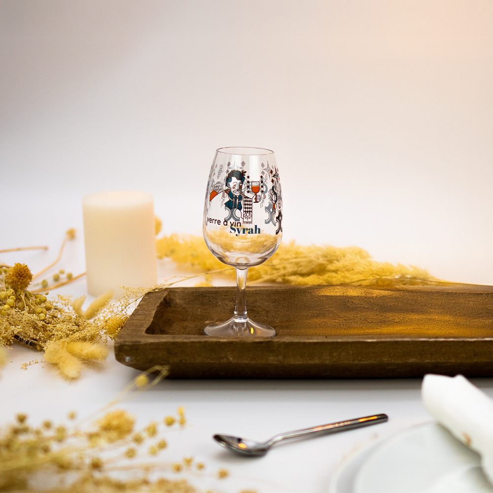 Syrah Tritan Glass 22.5 CL Setting2