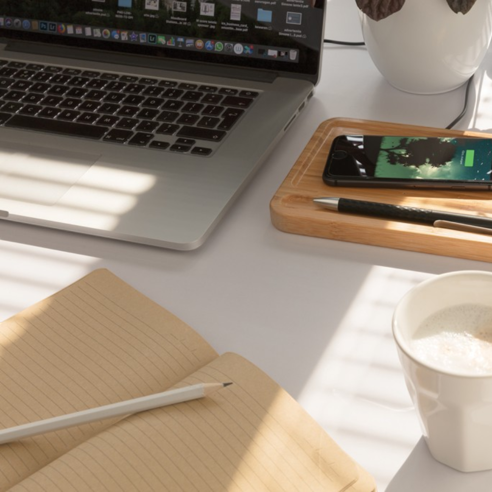 PDP - bamboodeskorganiser10wwirelesscharger square original background