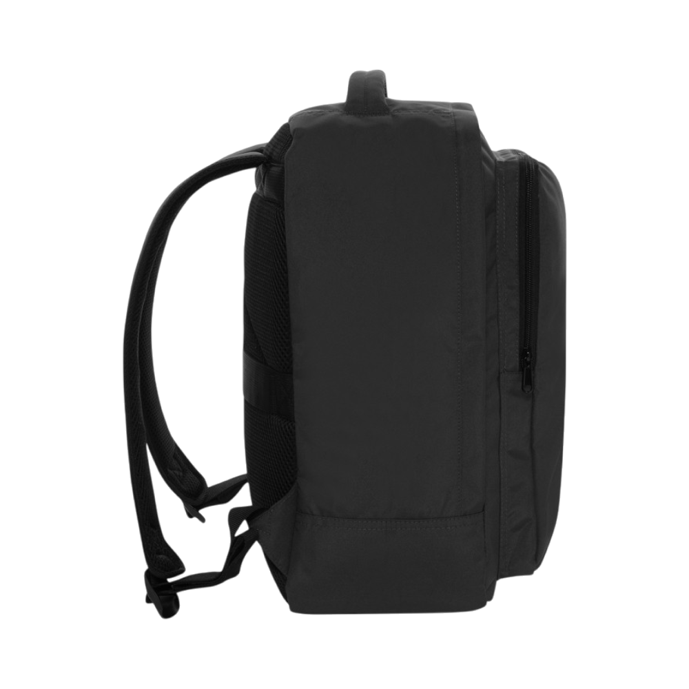 PDP - aceawarerpetfreeonboardtravelpack square #00000000 background