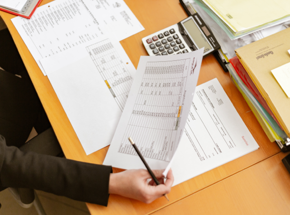 Analyze-information-from-prior-exhibitions