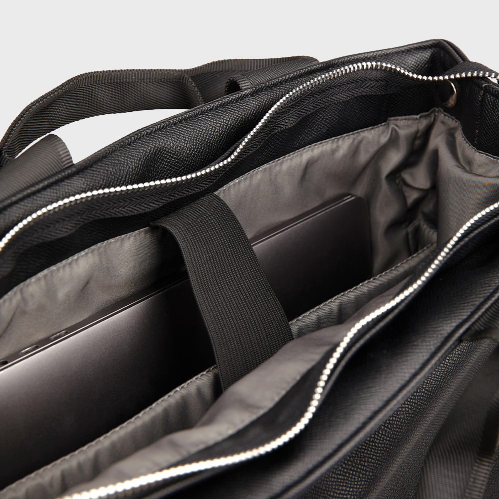 vingabermondrcsrecycledpubackpack inside