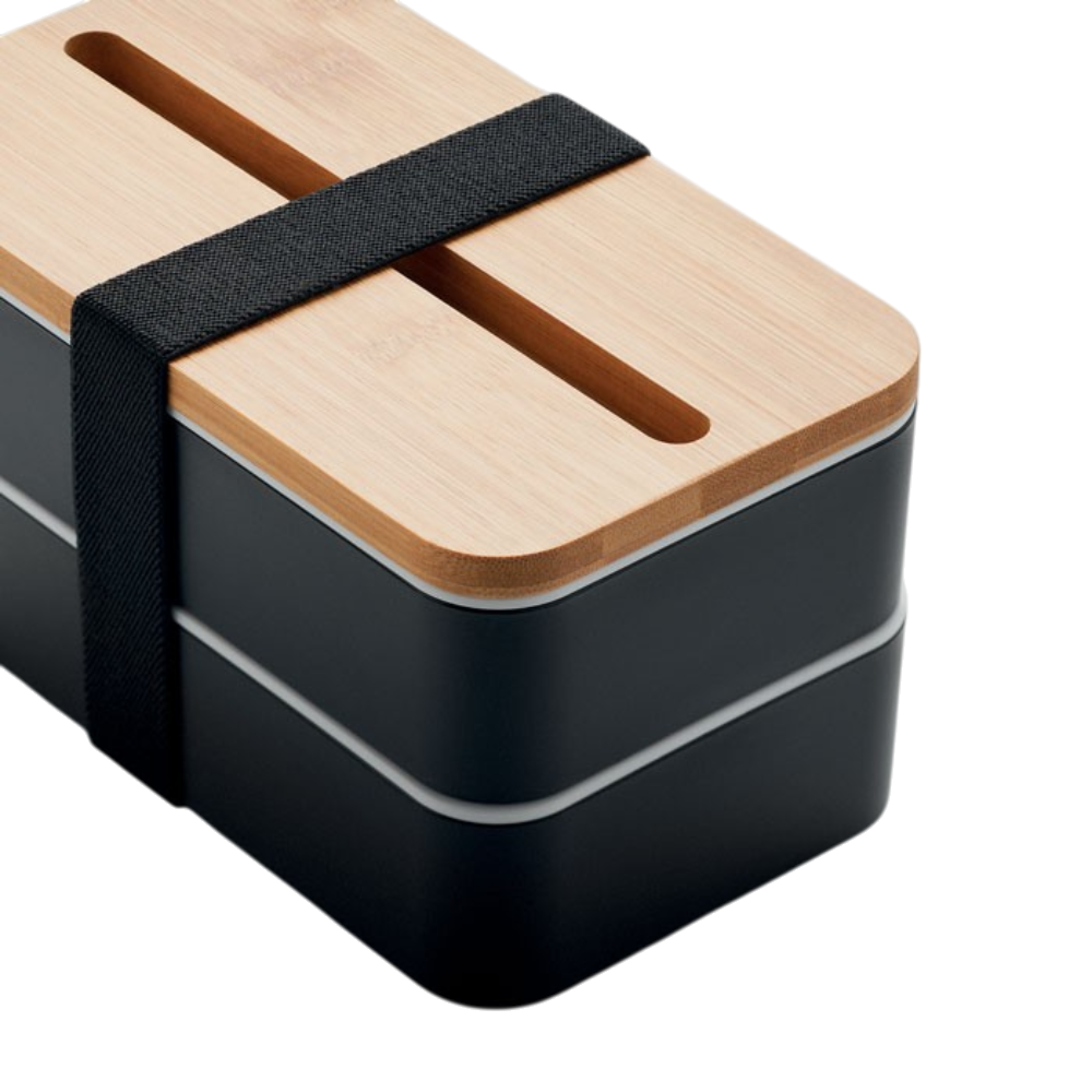 PDP - wintpplunchbox square original background