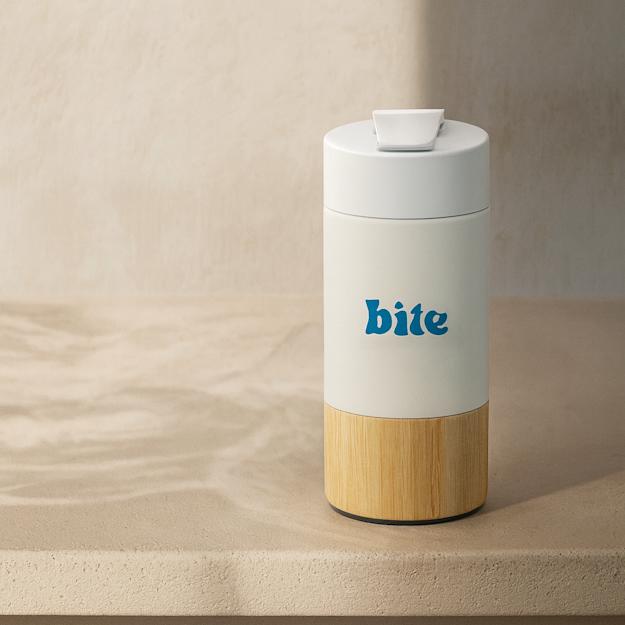 wellytravelercoppervacuumtumbler12oz Setting2