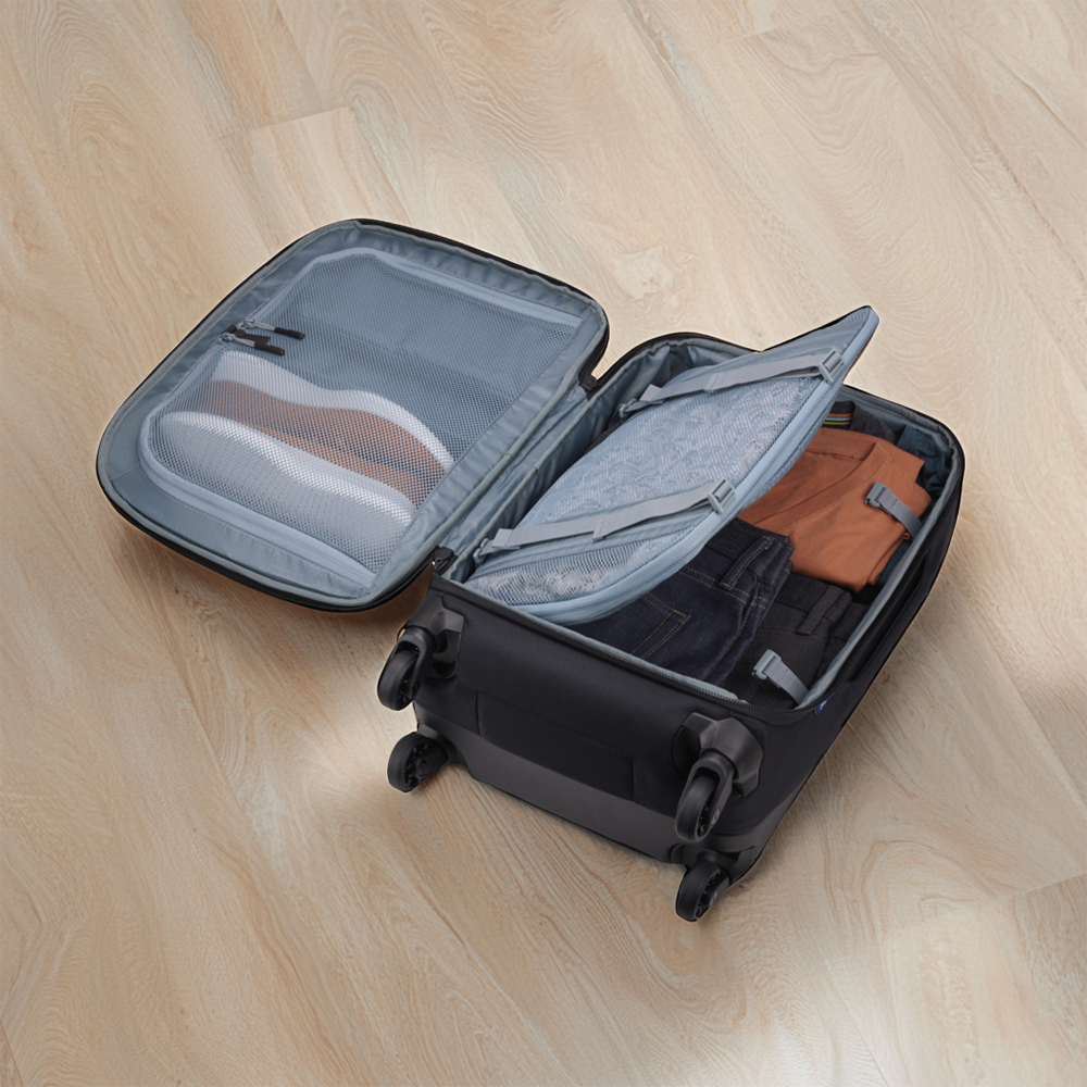 hulesubterra2carryonspinnersuitcase setting1