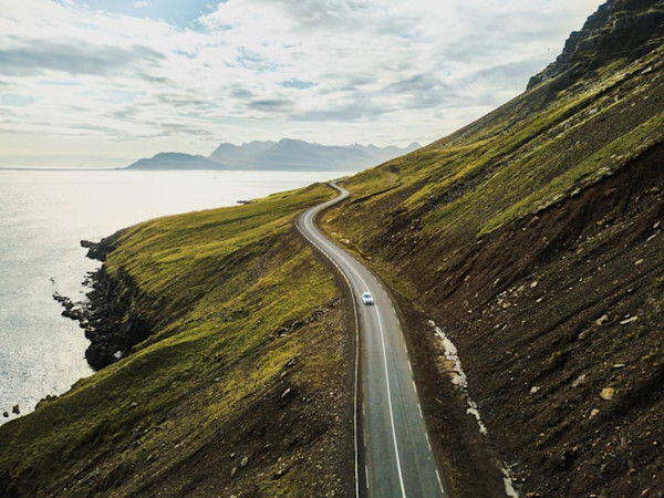 Discover all car hire services & products at Europcar