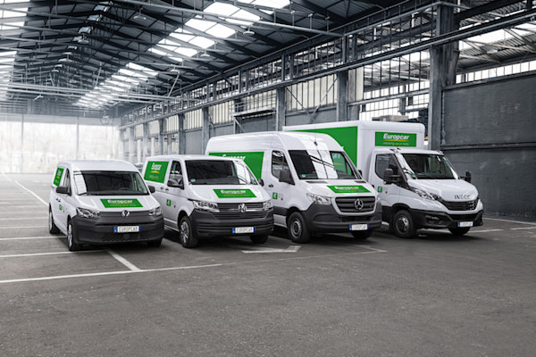 Sie Transportieren Mit Einem Kleintransporter