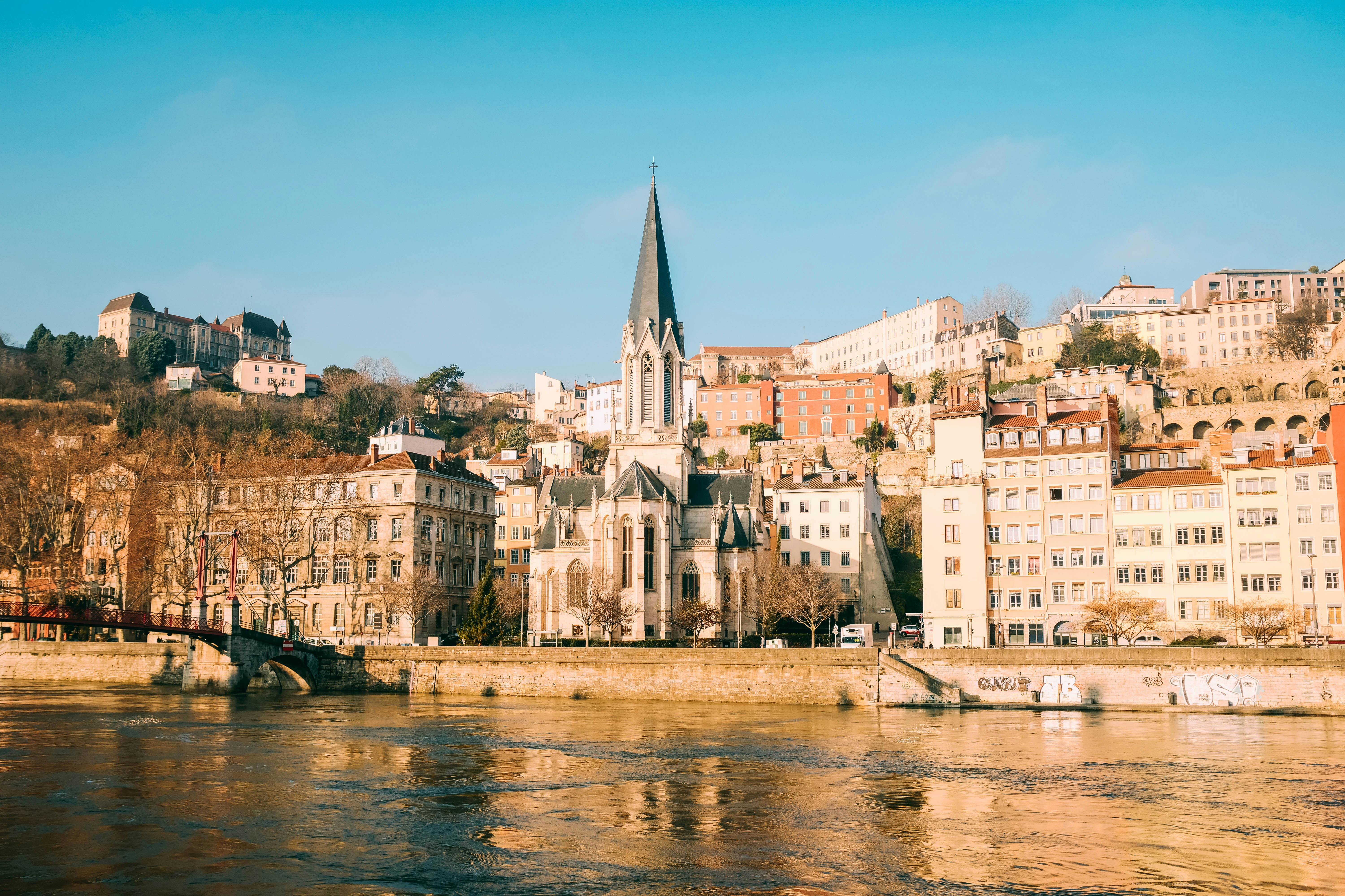 Old Lyon