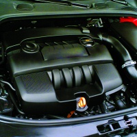 EZPrene® TPV Premium Elastomers for High-Performance Motor Oil Containers