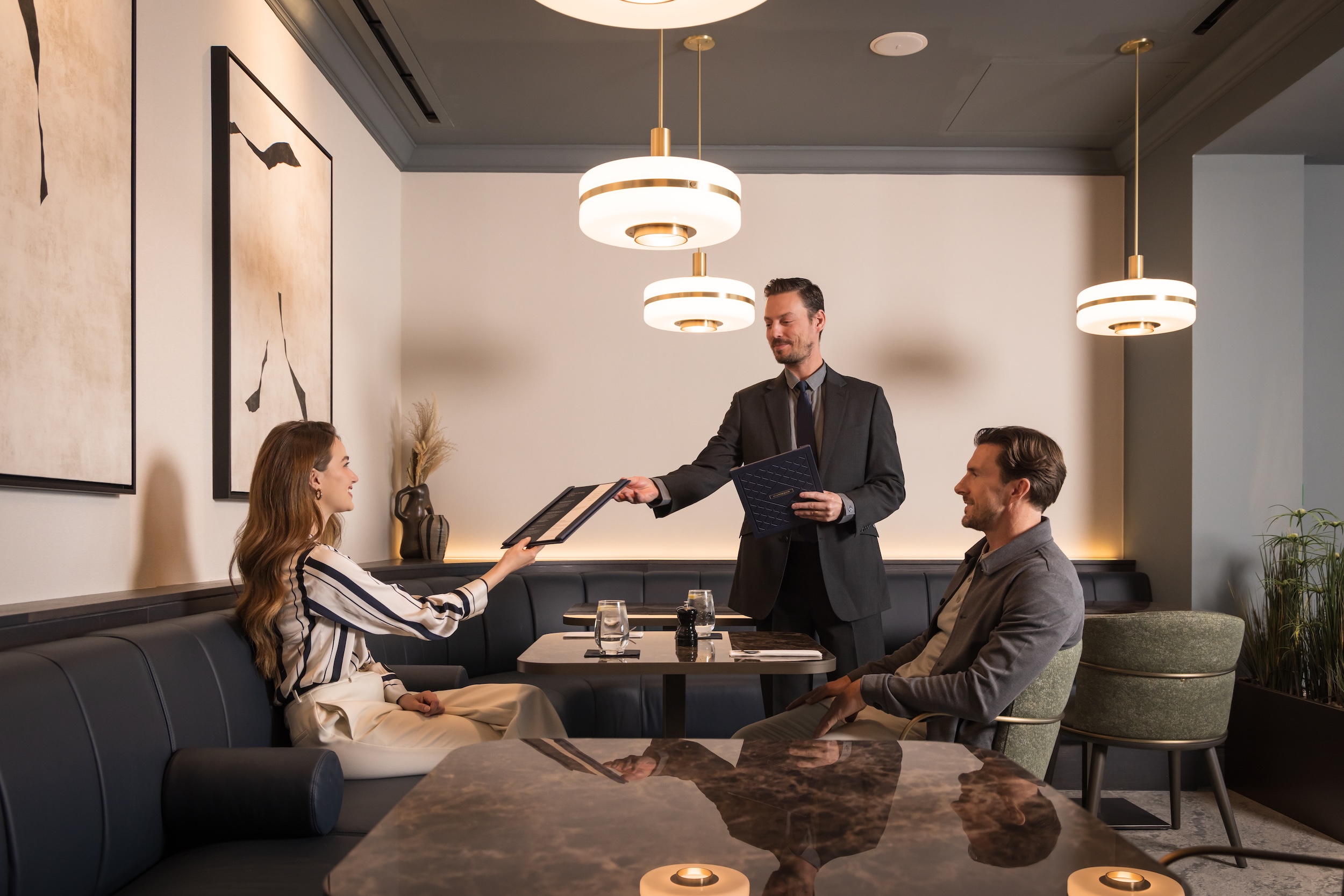 Chase Sapphire Lounge by The Club at PHL | Airport Dimens