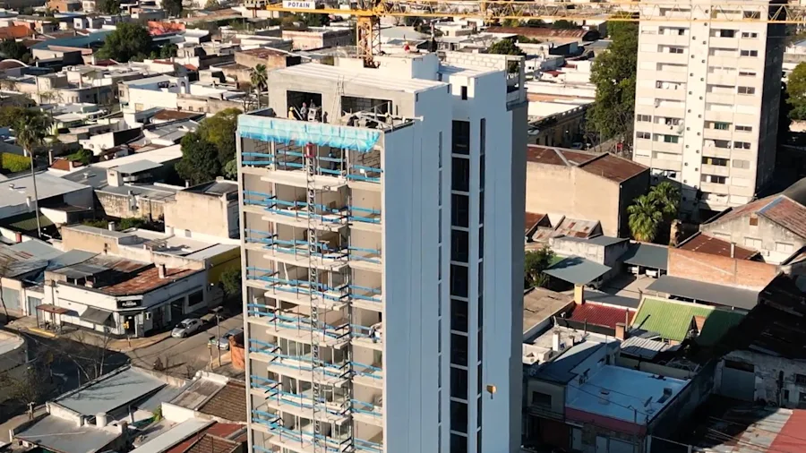 EDIFICIO INDEPENDENCIA / Paysandú