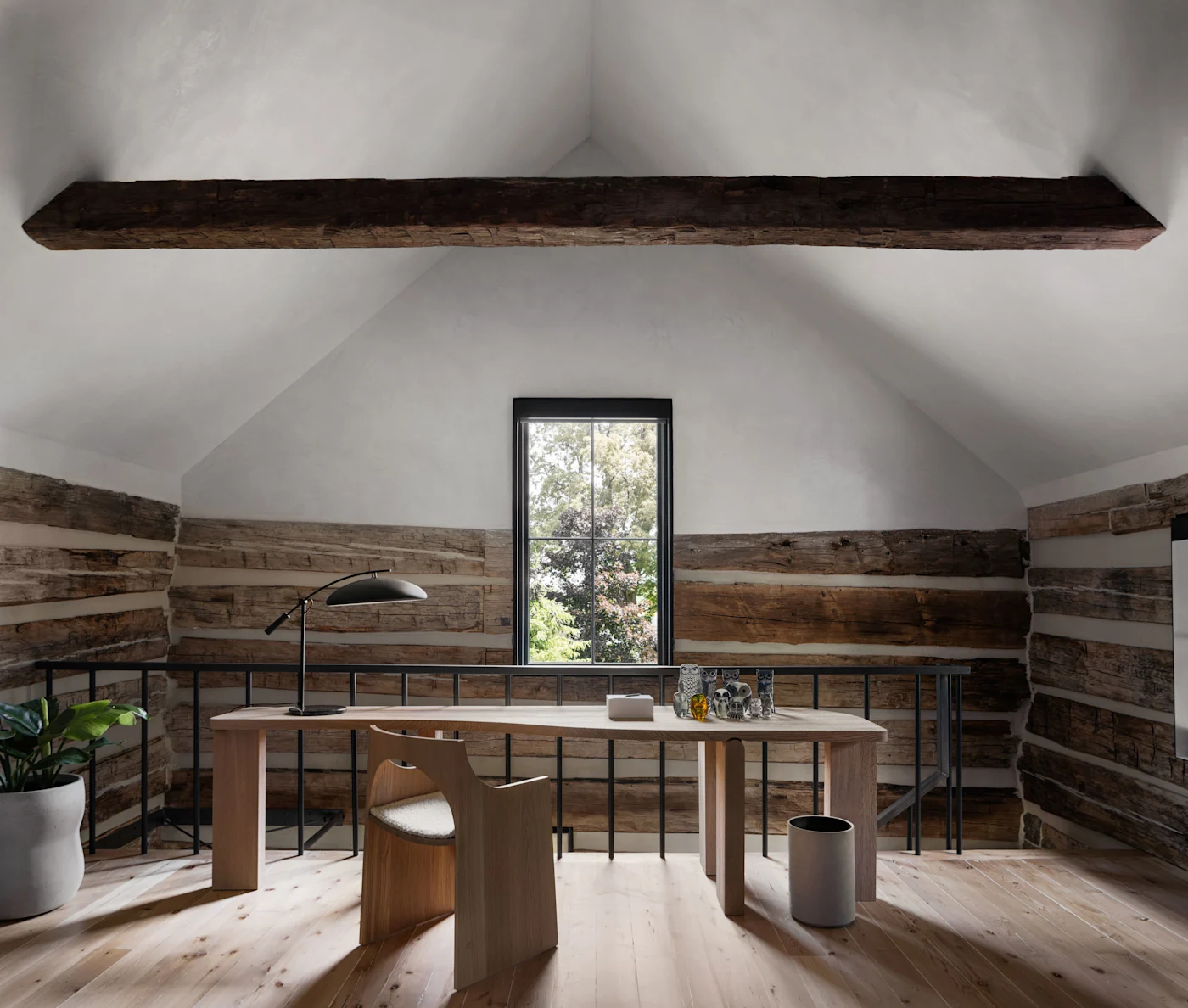Cabin - Desk