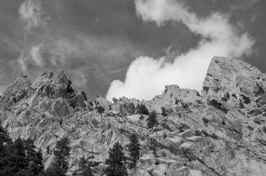 Mountains against a cloudy sky shot in black and white in Eldorado Canyon State Park #Boulder #Colorado #Nature #StatePark #EldoradoCanyon #BlackAndWhite