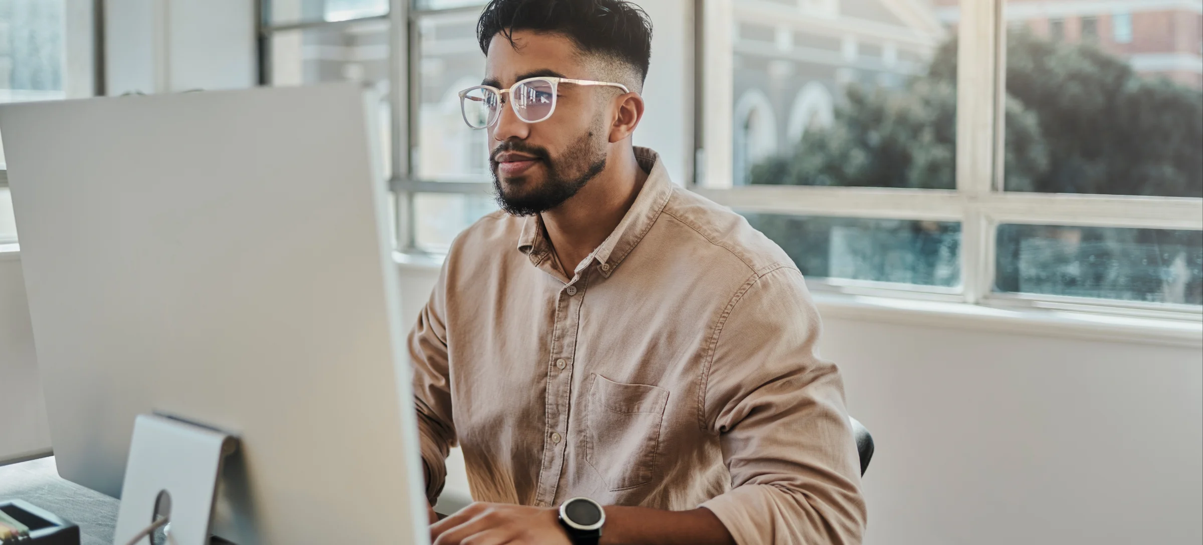 [Featured Image] A software engineer works with the NumPy Python library to develop a new program for a scientific application.
