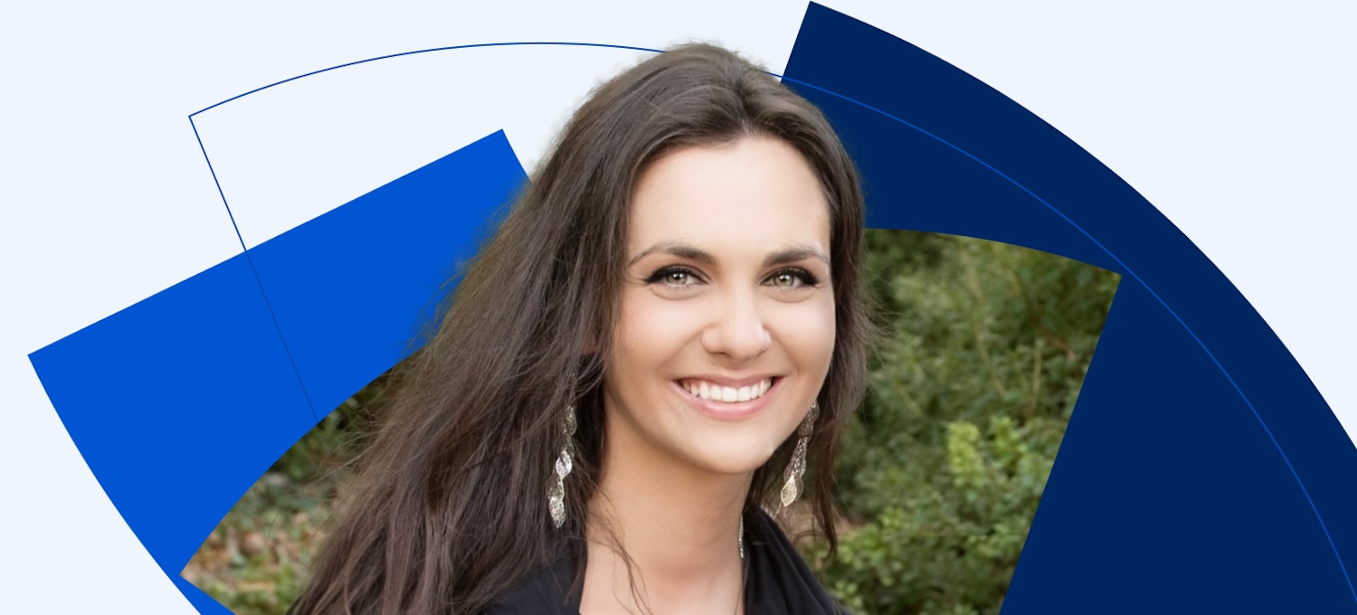 [Featured image] Illinois Tech M.B.A. student Natalia Antzoulatos