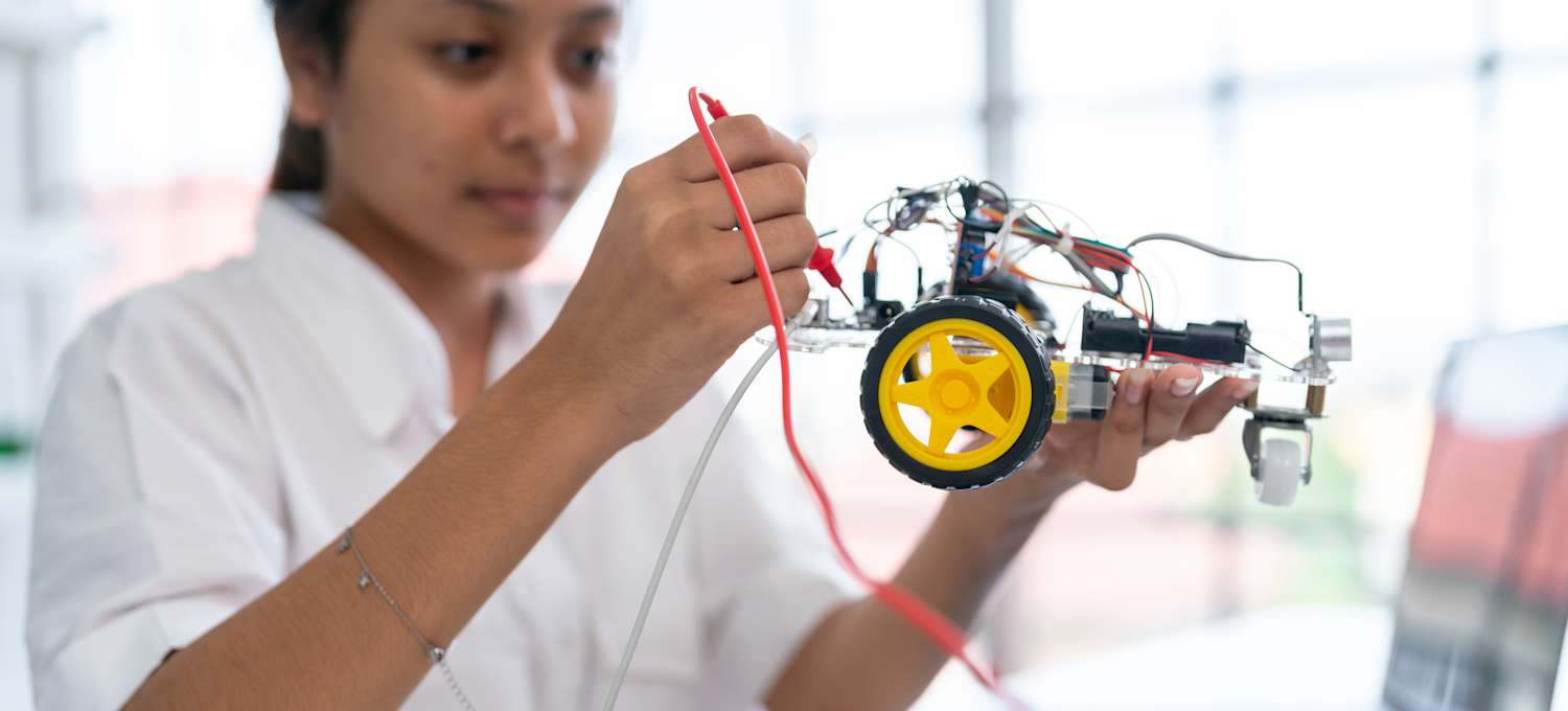 Objects With A Raspberry Pi Raspberry Pi Projects for All Skill Levels | Coursera