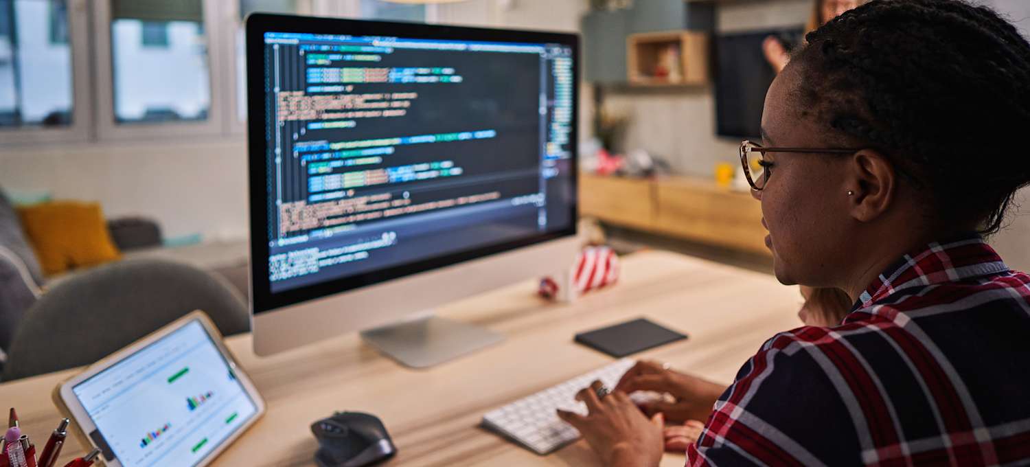 Python vs C++: Which to Learn First and Where to Start | Coursera