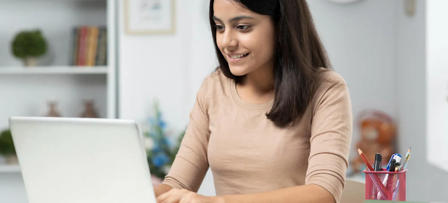 [Featured Image] A recruiter interviews a candidate for an HR generalist position.