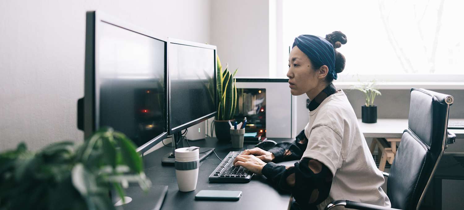 What Does a DevOps Engineer Do? A Career Guide | Coursera