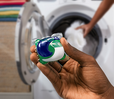 Discover How Tide PODS® and Tide POWER PODS® Work