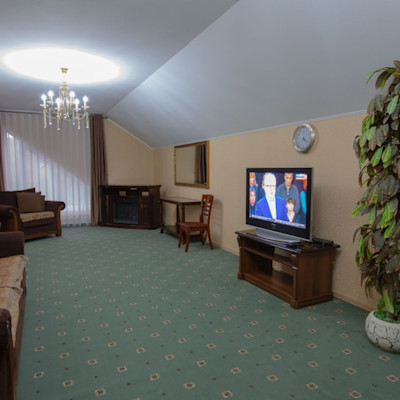 Вилла Арнест Кисловодск - коттедж Вера, апартамент, гостиная