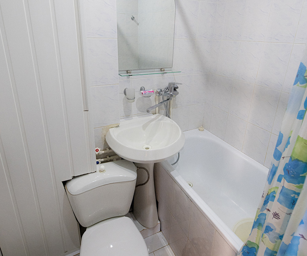 Одноместный однокомнатный 1 категории в санатории Здоровье - ванная комната