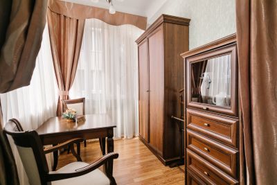 Номер стандарт в санатории Славяновский Исток - гостевая комната