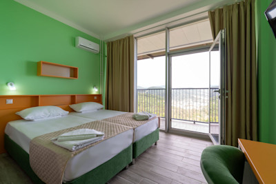 Стандарт с балконом 2-х местный (без доп. мест) в санатории Шексна - вид из номера