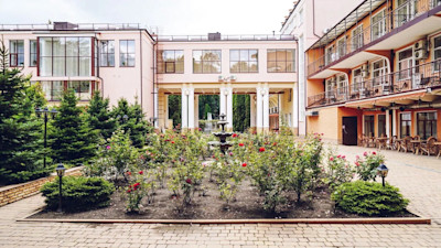 Санаторий Радуга Кисловодск - территория