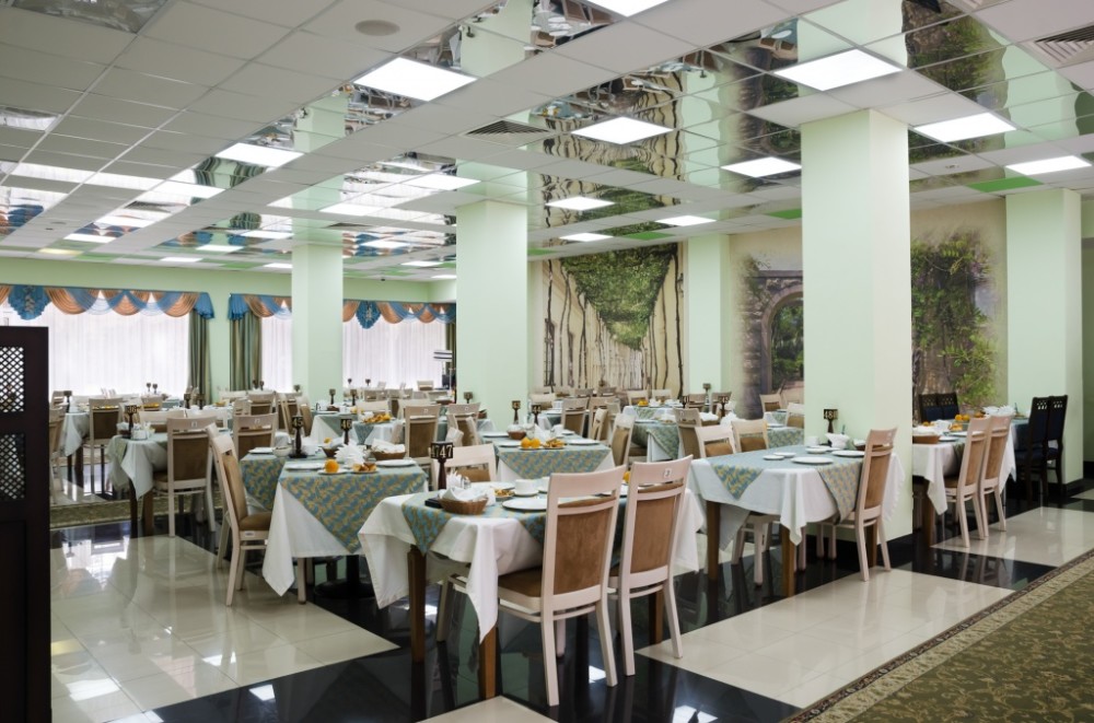 Санаторий Казахстан обеденный зал
