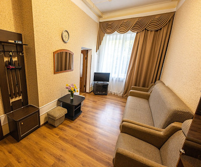 Двухместный двухкомнатный 1 категории в санатории Здоровье - гостиная