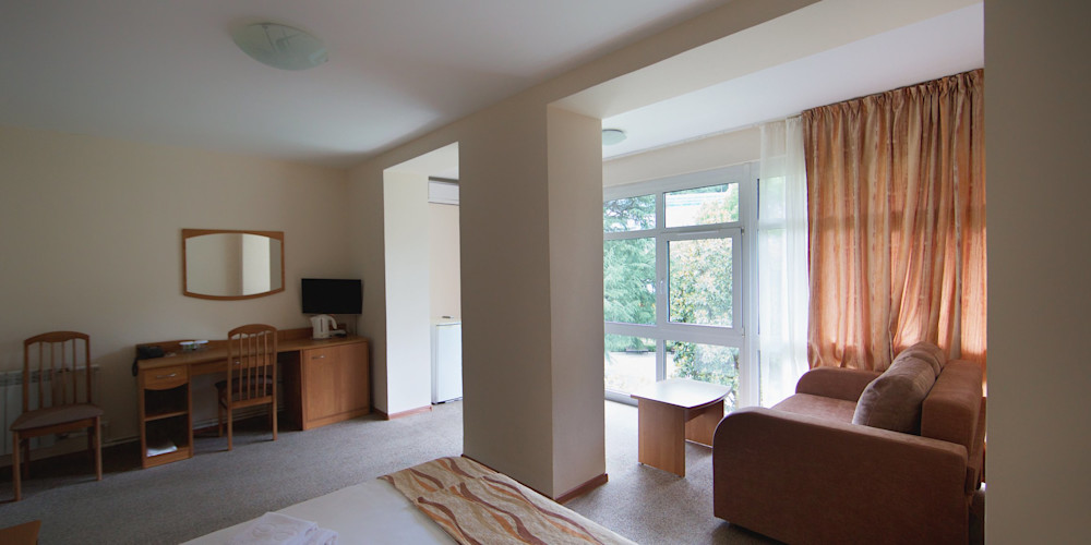 Отель элиан сочи. Отель спутник алеан. Фэмили спа резорт спутник. Alean family sputnik сочи. Отель алеан фэмили резорт спа спутник сочи.