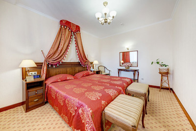 Номер Люкс в пансионате Урал