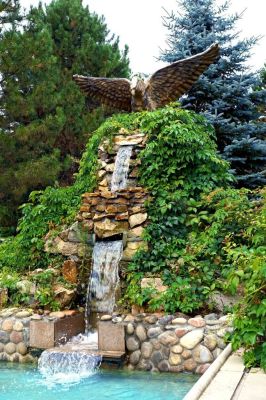 Санаторий Лесной Железноводск - скульптура орла