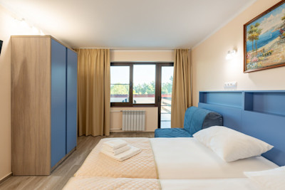 Студио 2-х местный 1-но комнатный в санатории Шексна - двуспальная кровать