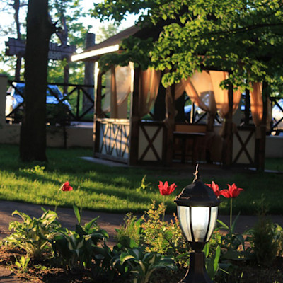 Санаторий Белая Дача Цветы на территории