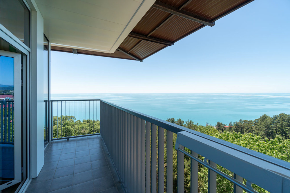 Стандарт ПК с балконом 4-х местный 2-х комнатный в санатории Шексна - вид на море