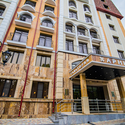 Санаторий Арника Кисловодск вход в санаторий