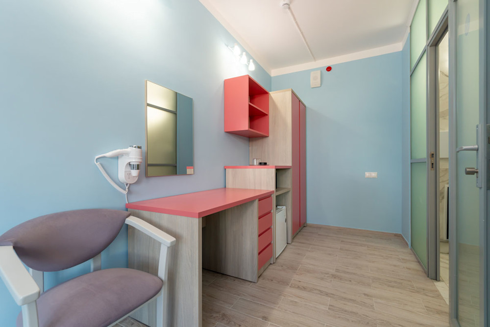 Эконом-класс без балкона 2-х местный 1-но комнатный в санатории Шексна - шкаф