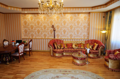 Номер Королевский люкс в санатории «Целебный нарзан»