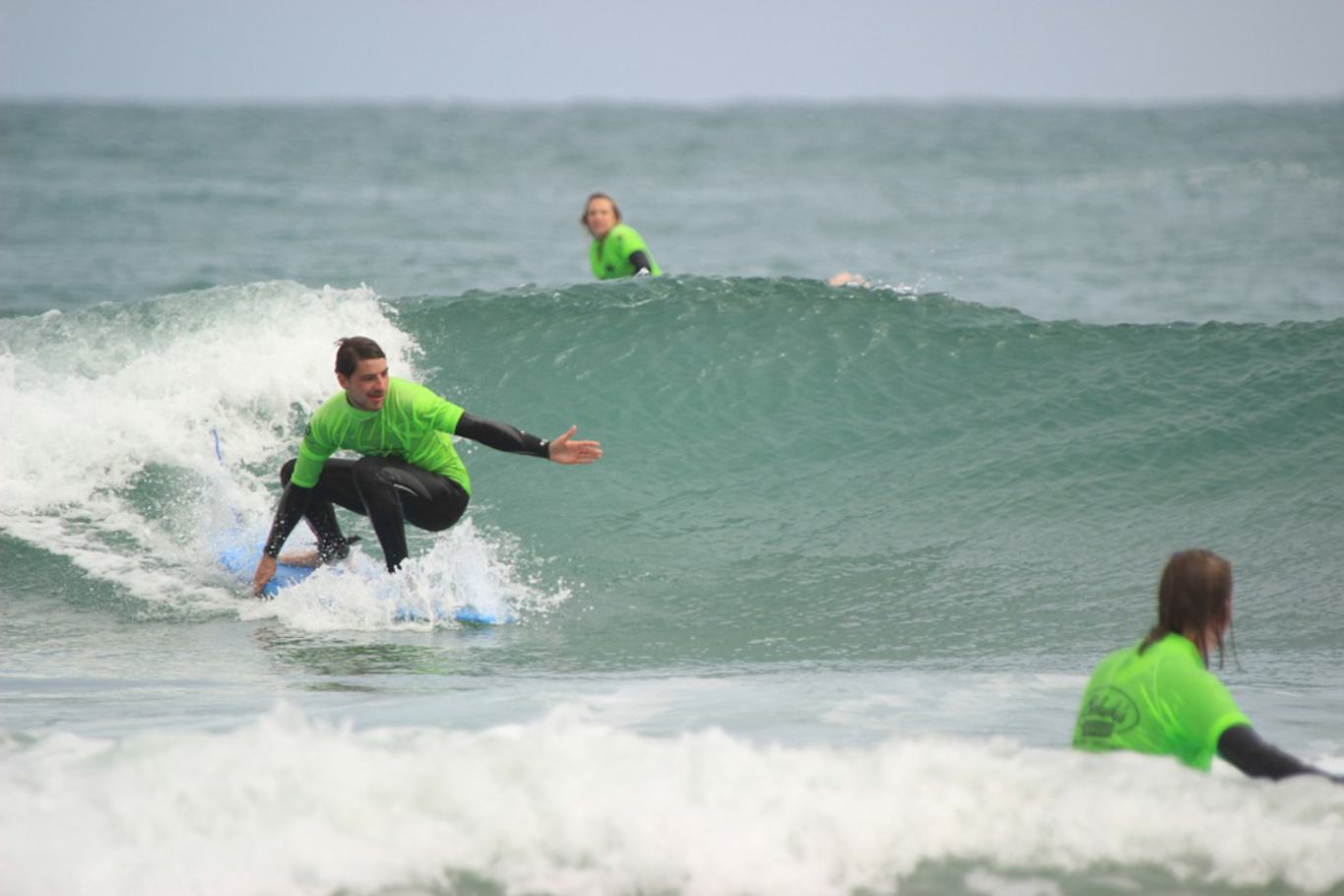 A Beginner S Guide To Surfing Our 8 Tips A Beginner S Guide To Surfing Our 8 Tips