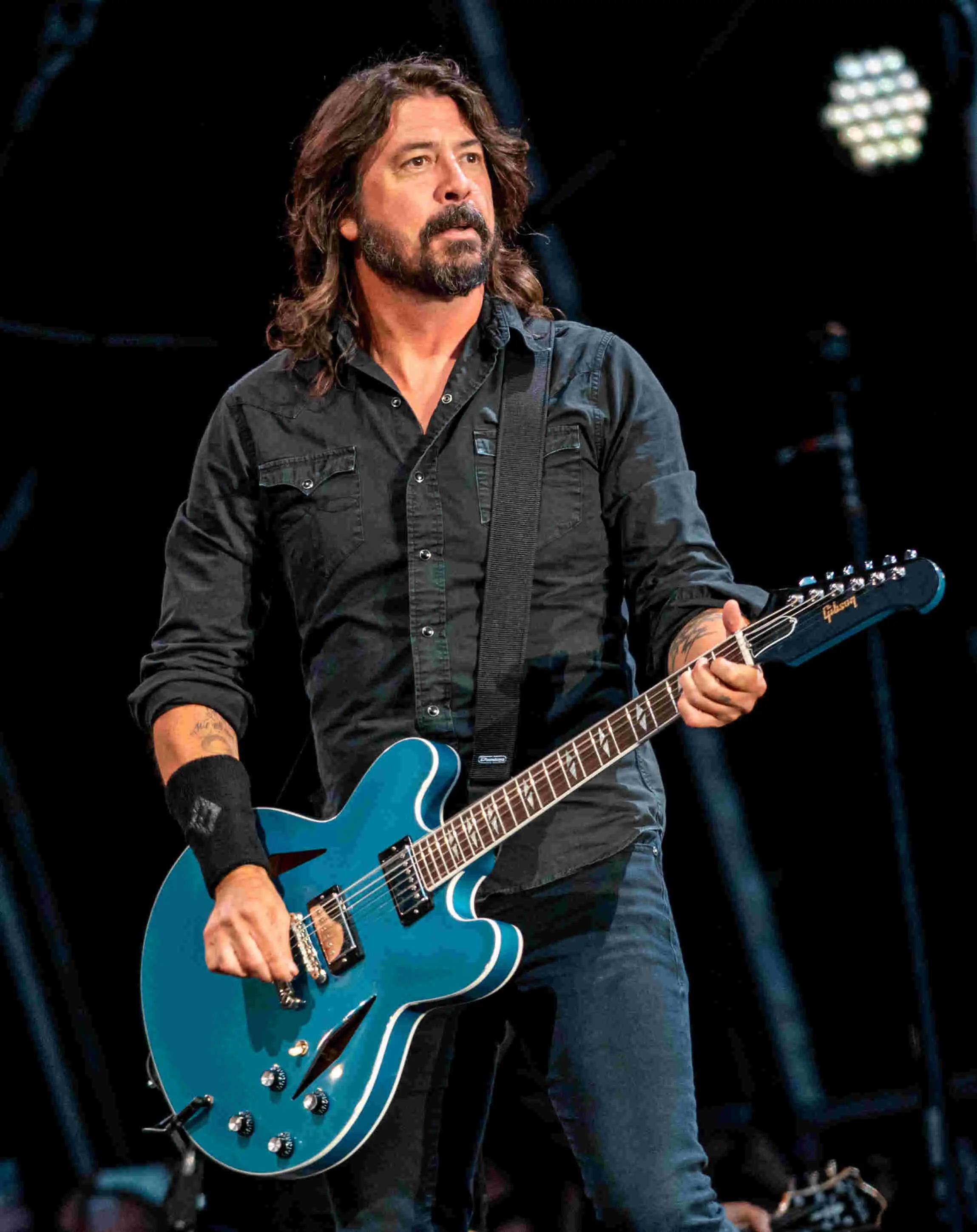 thumbnail of Foo Fighters Take Cover Tour