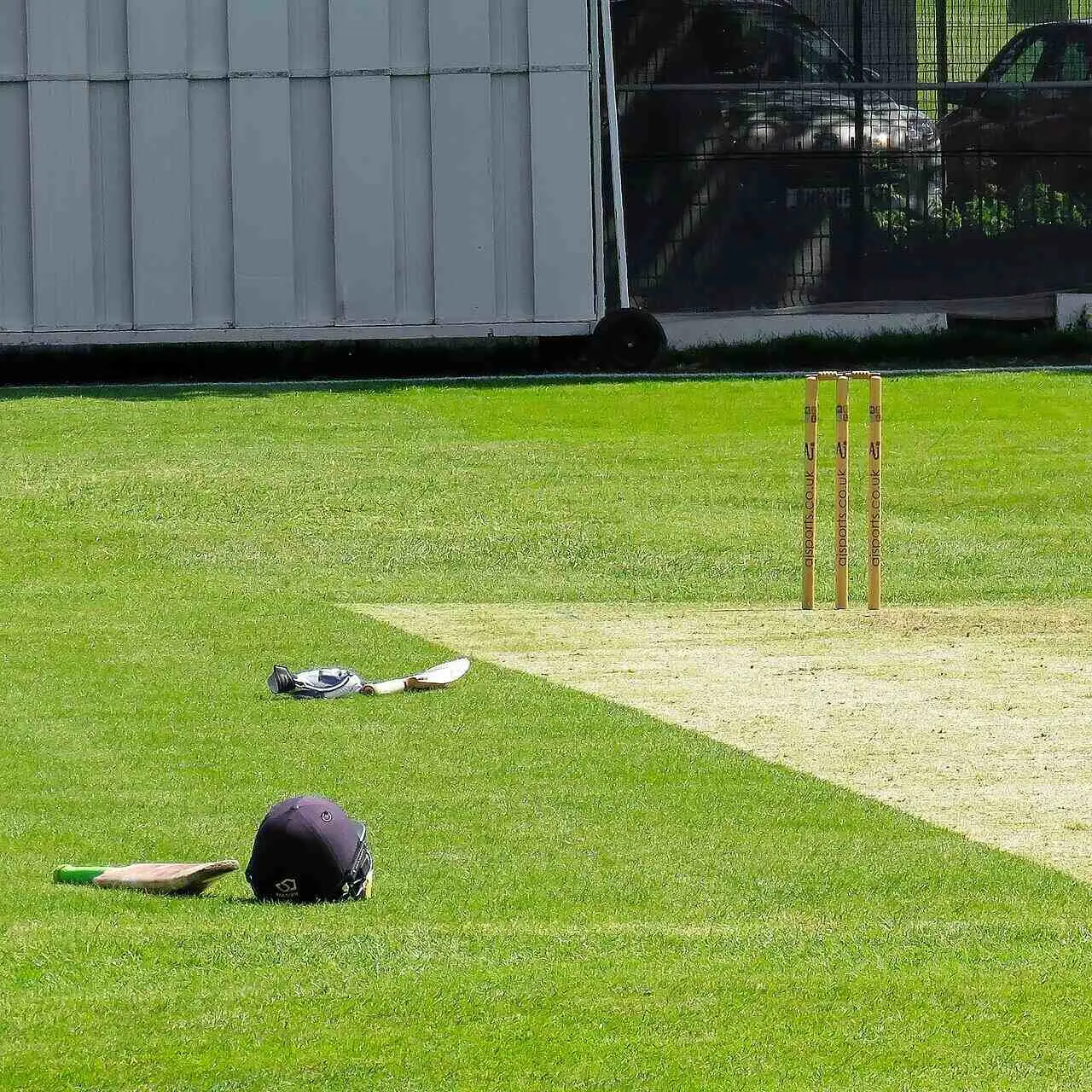 thumbnail of Cricket Basics Explained in 60 Seconds