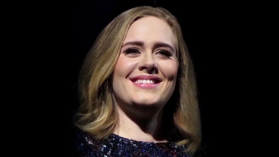 Thumbnail: Adele 2016 by Marc E. (CC BY 2.0)