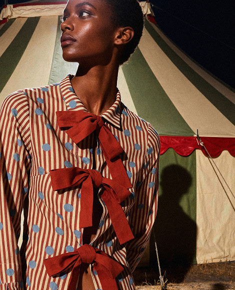 Shirts & Blouses